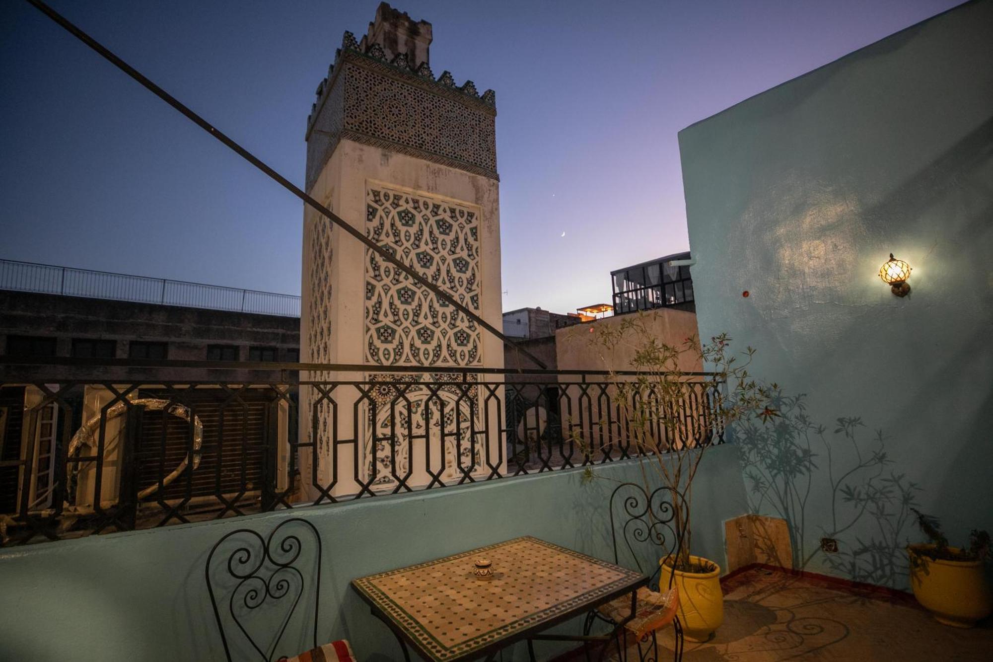 Riad Nayum Fez Bagian luar foto