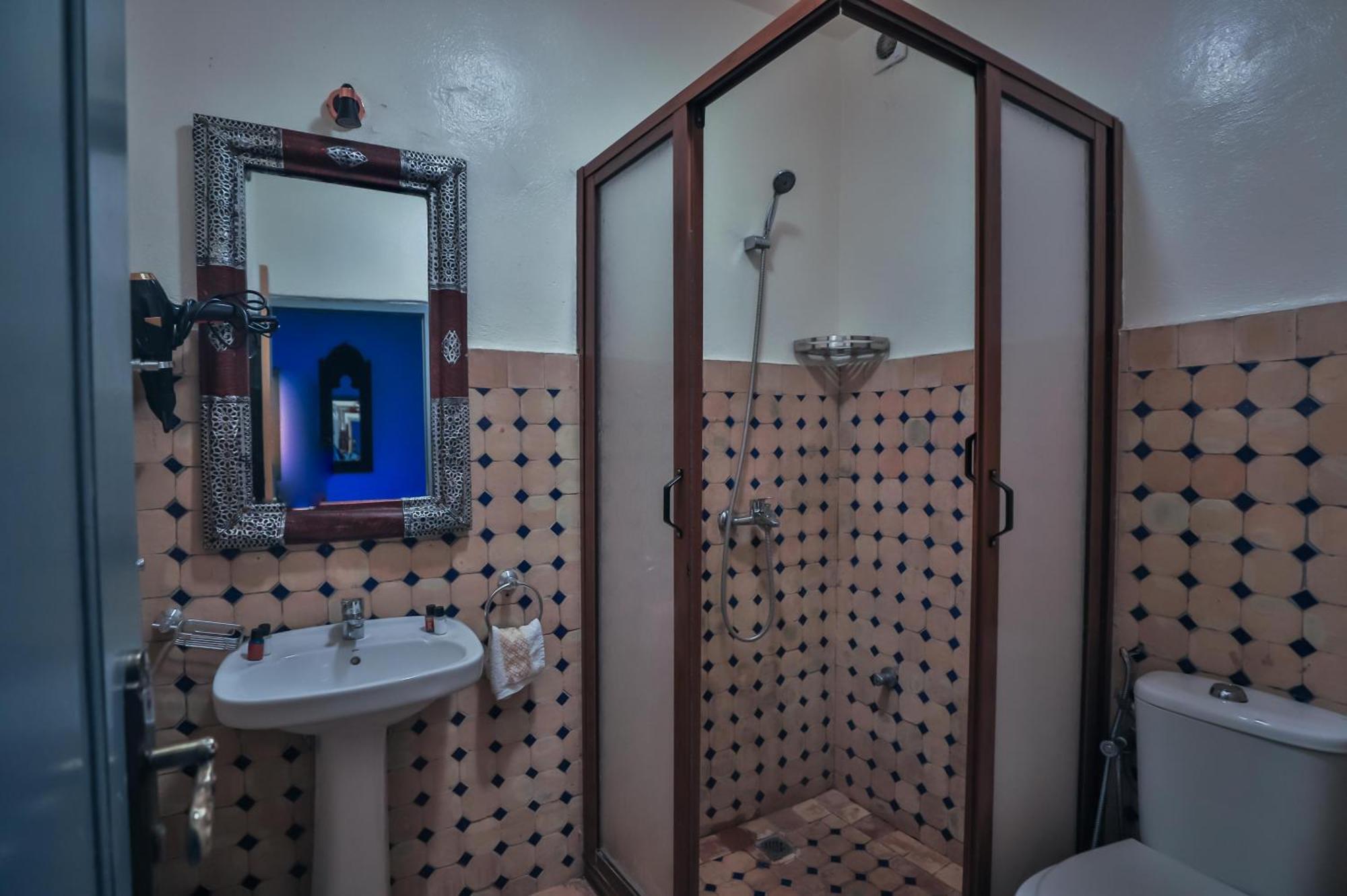 Riad Nayum Fez Bagian luar foto